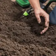 如果你在一个特殊的情况下需要改变你所使用的土壤类型以适应某些特殊需求（如pH值、湿度等），你是如何做这个调整并保持良好的结果呢？